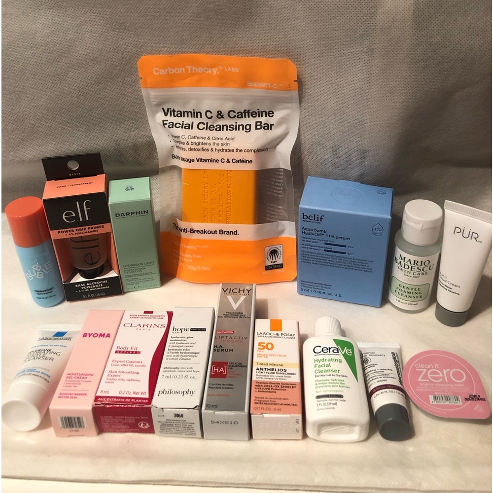 NWT in box 16 piece Luxury skincare set to cleanse, moisturize and treat